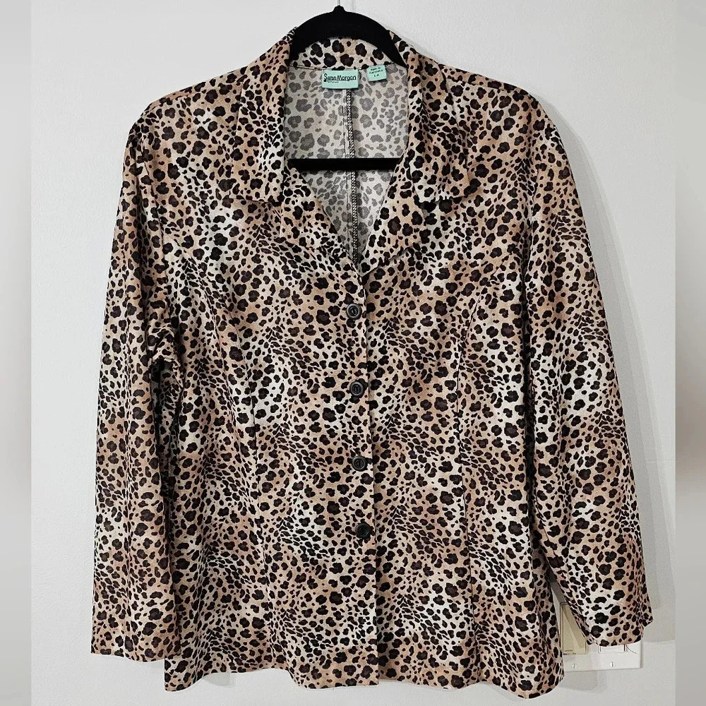 Sara Morgan Leopard Print Lightweight Blouse Top Size LA